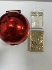 Pokémon Jigglypuff 23k Gold Plated Trading Card & Pokeball Burger King (Loose)